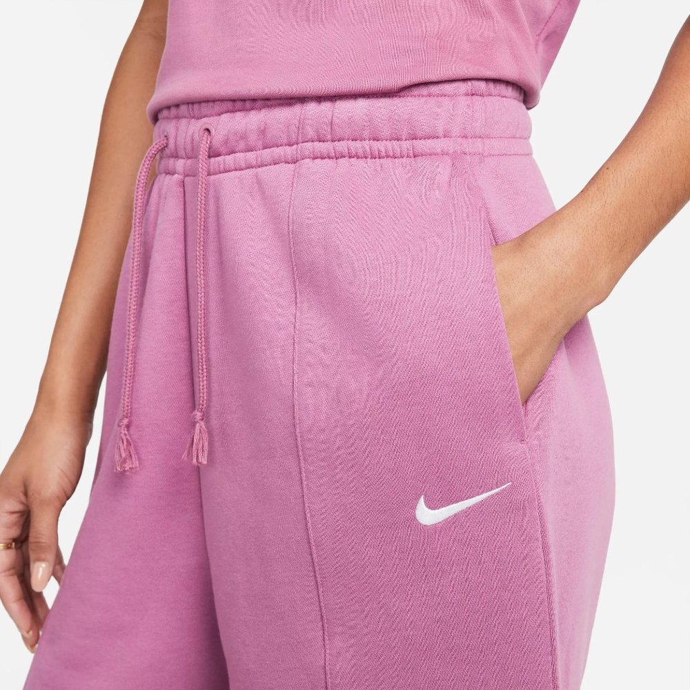 NWT Nike Women's Sportswear Essential Fleece High Rise Shorts - Picture 4 of 4